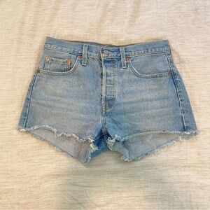 Levi’s 501 Jean Shorts | Size 27 | Button up